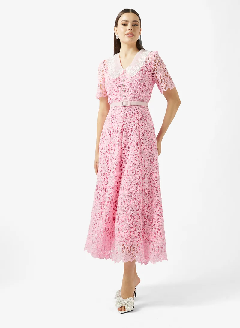 ايلا ليمتد اديشن فستان - من الدانتيل